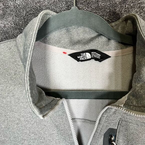 THE NORTH FACE Cugo Sweater Mens XL Grey Pullover 1/4 Zip Long Sleeve - Picture 3 of 5